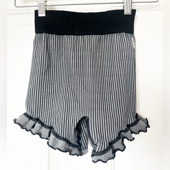 free people movement Pants - FREE PEOPLE MOVEMENT Women’s Athletic Shorts Black/White - Size XSmall/Small